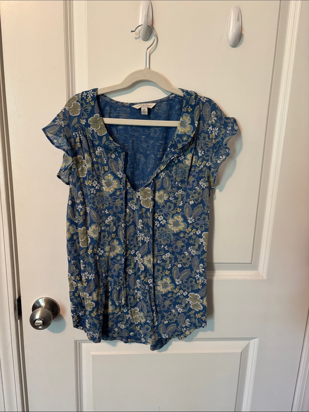 Lucky Brand Blue Floral Tie-Front Ruffle Blouse